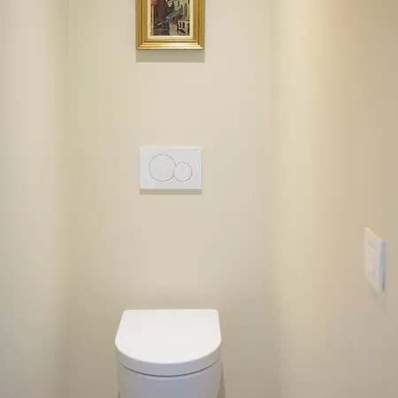 Shway - The Proof Reader Apartment *